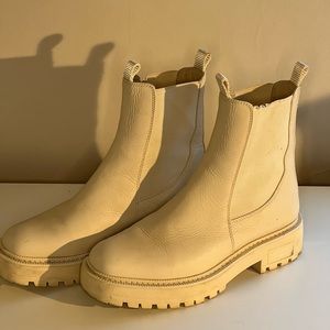 Sam Edelman Laguna Boot, cream colored, size 39